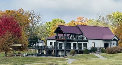 Picture of Feather Hills Winery.